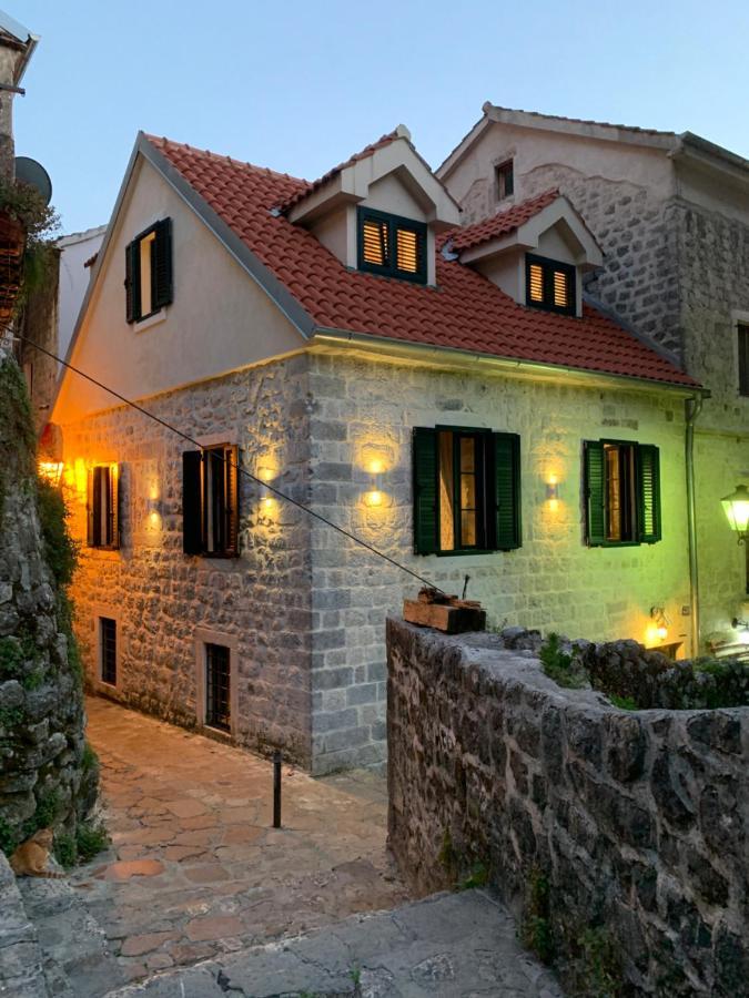 Kazin Supreme Hotel Kotor Exterior photo