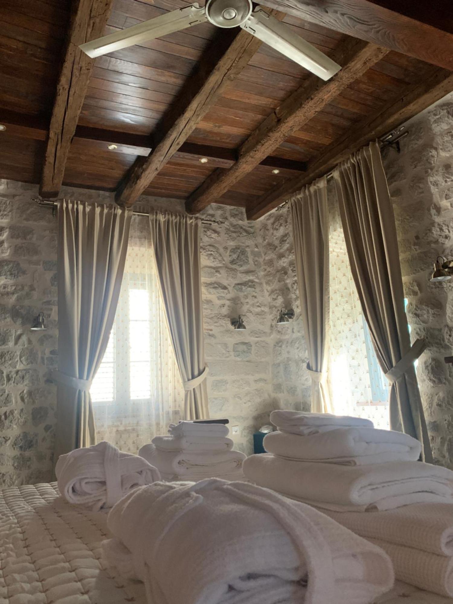 Kazin Supreme Hotel Kotor Exterior photo