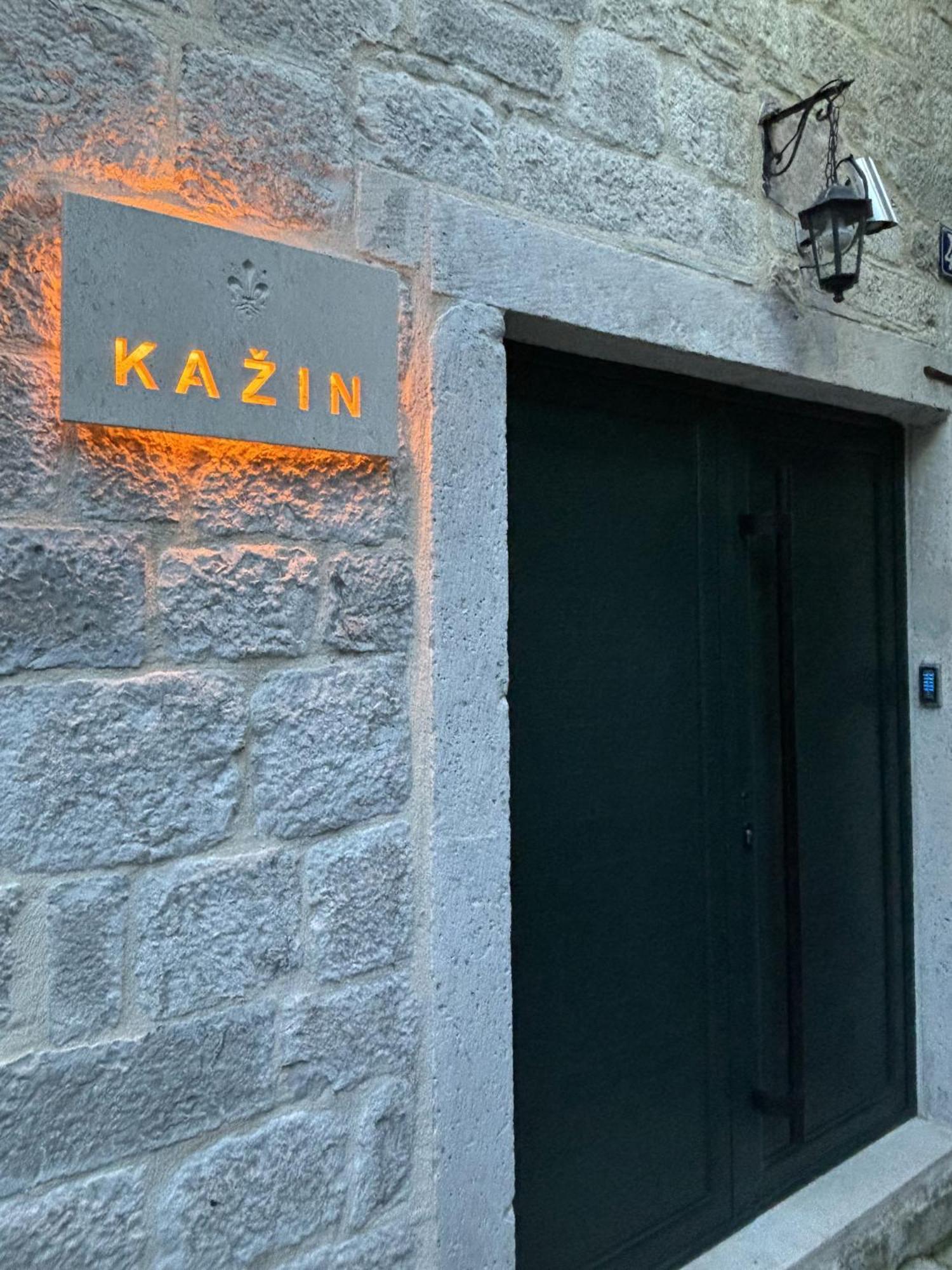 Kazin Supreme Hotel Kotor Exterior photo