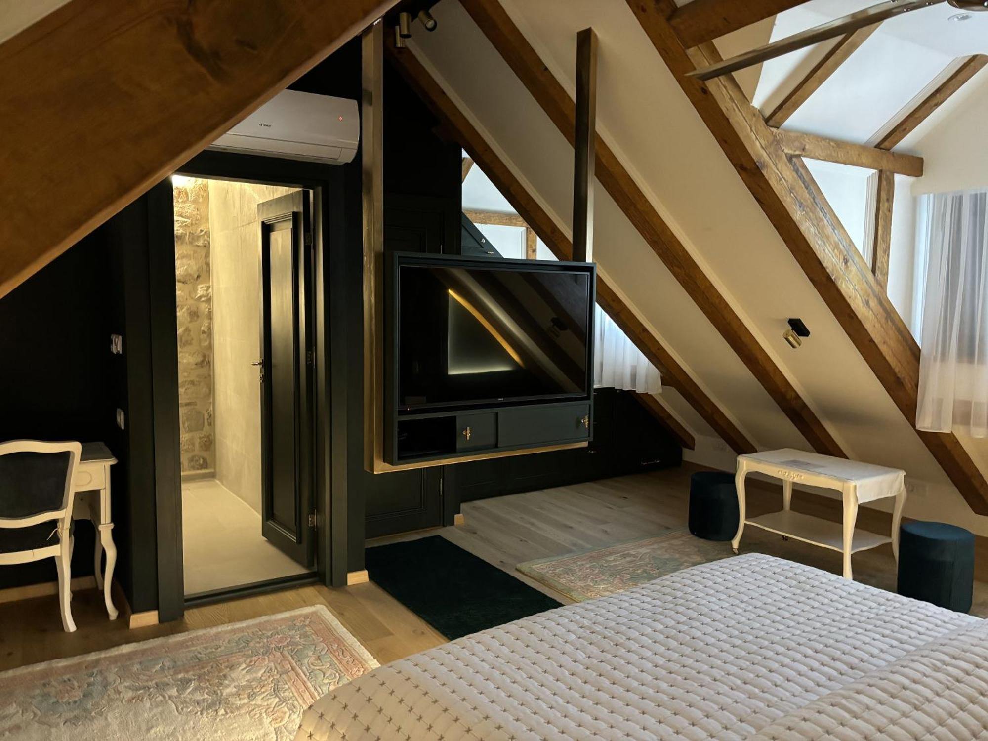 Kazin Supreme Hotel Kotor Room photo